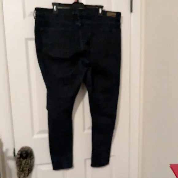 Levi's dark indigo wash jeggings size 22 - Picture 4 of 8